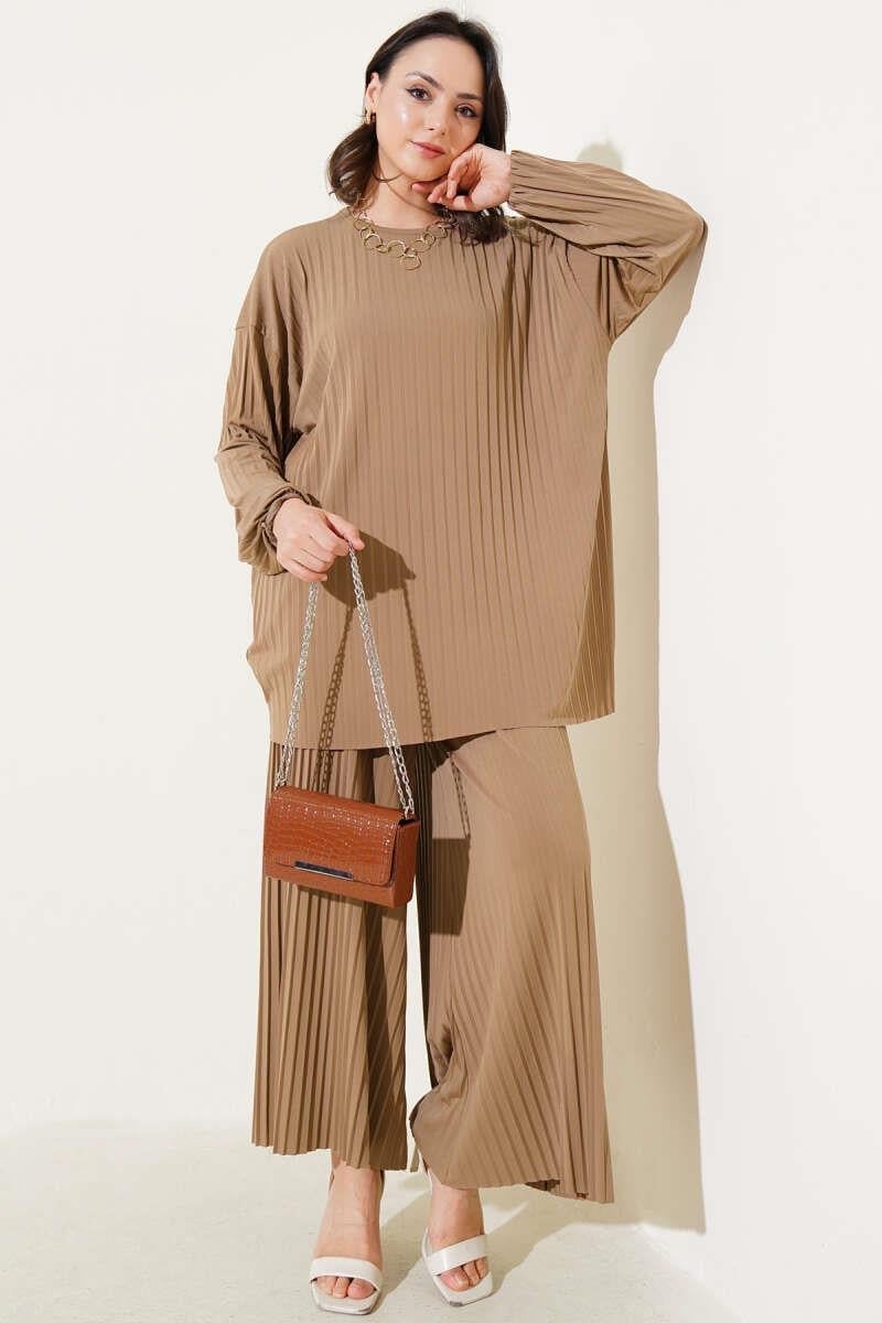 The Pleated Sandy Tunic 2-Piece Set