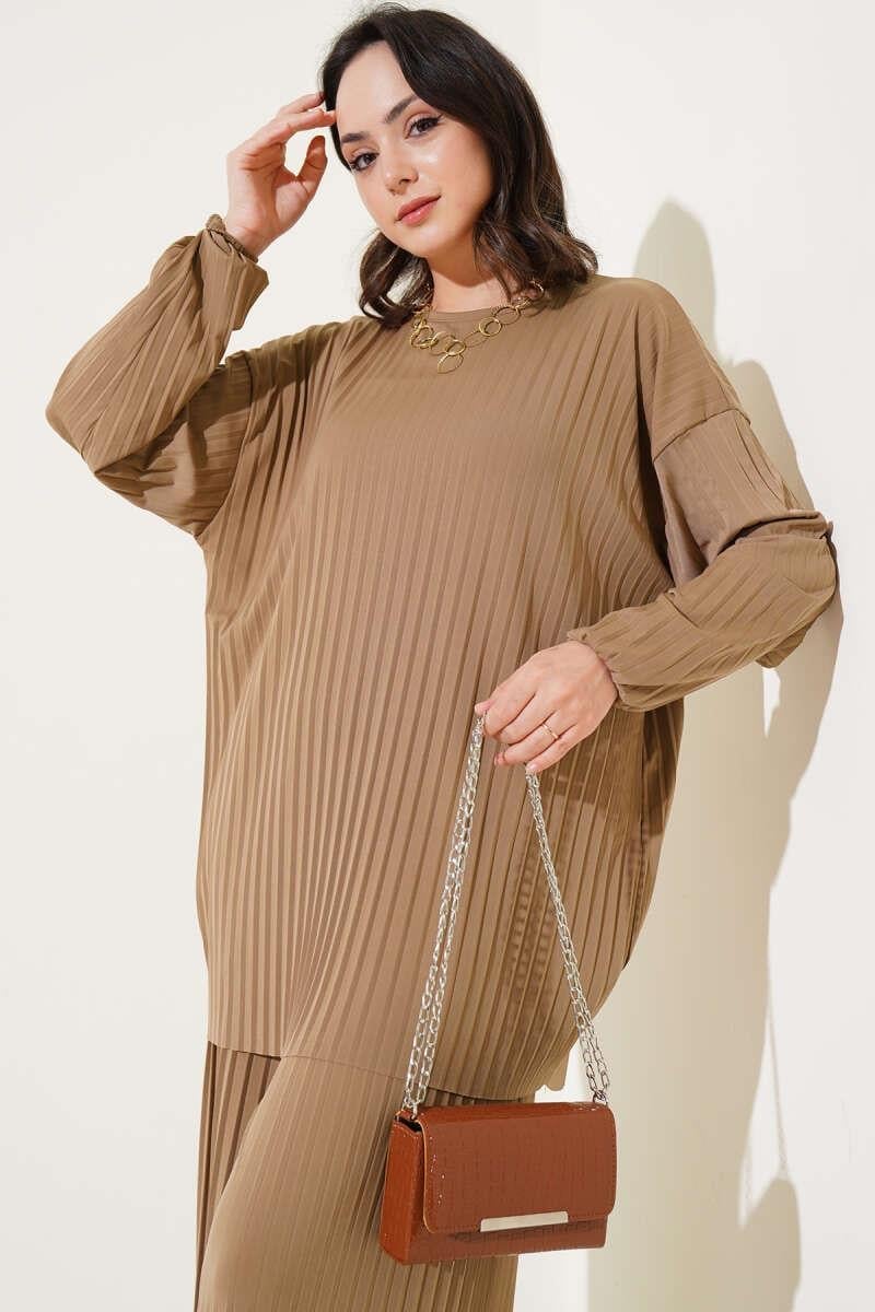 The Pleated Sandy Tunic 2-Piece Set