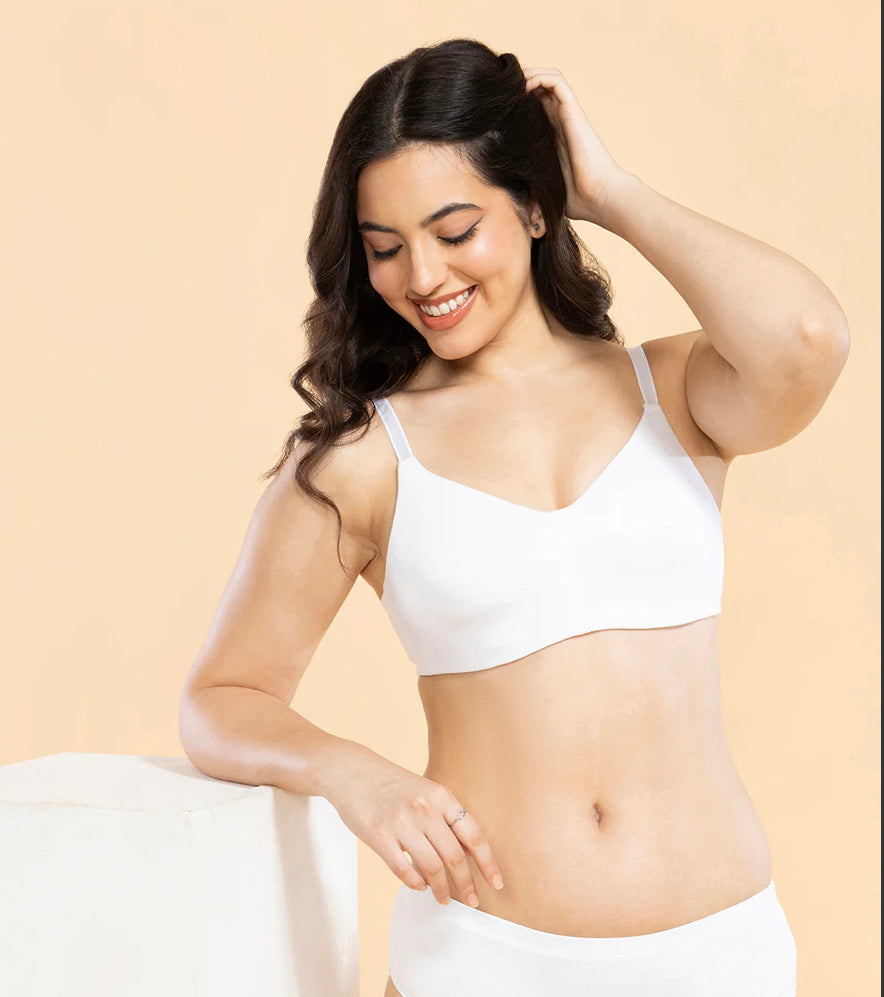 Everyday T-Shirt Bra – Ultra-Smoothing Comfort (White)
