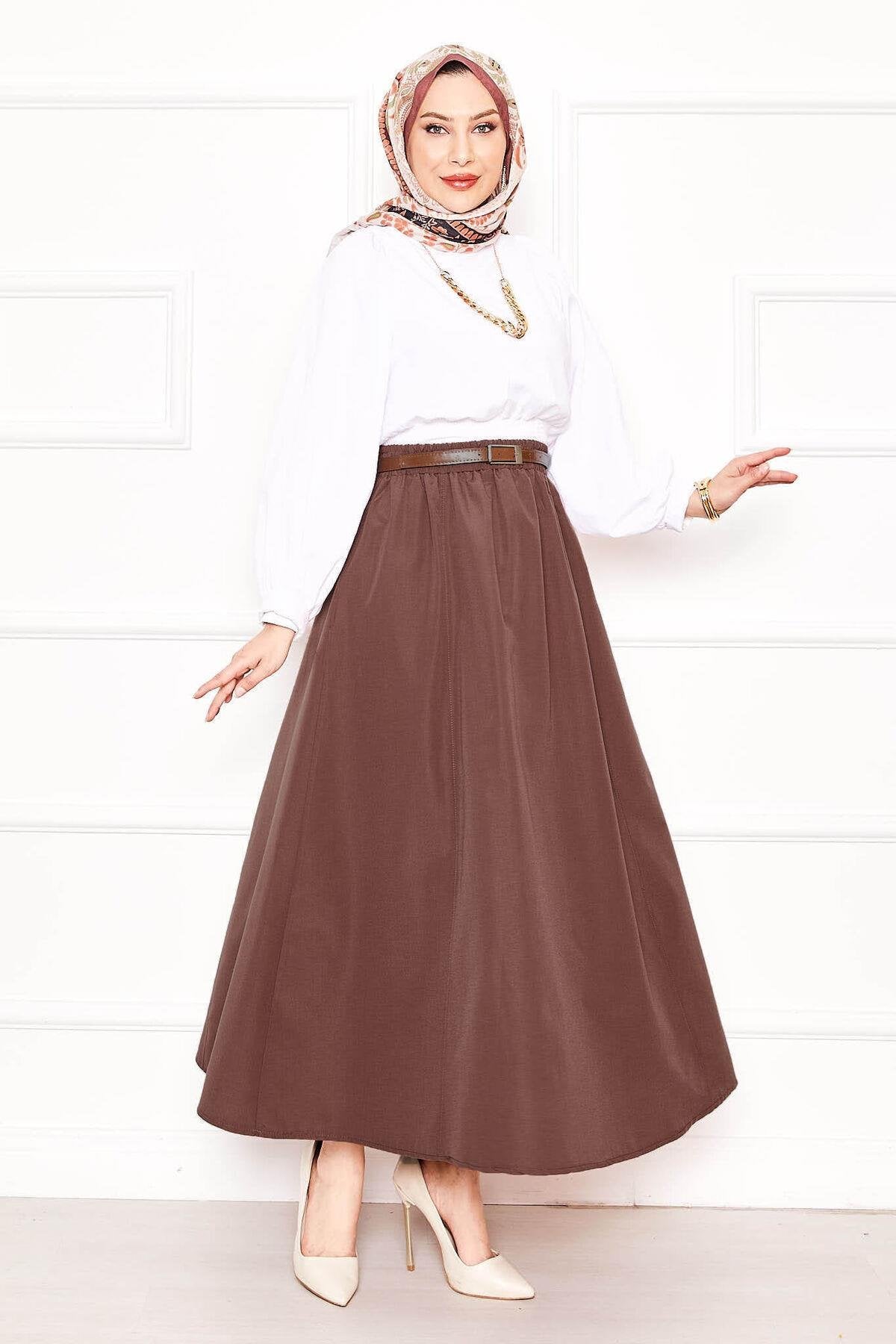 Sporty Chic: The Pocket Detailed Terikoton Skirt
