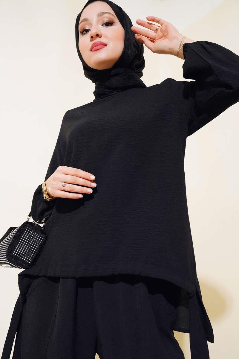 The Aerobin Two-Piece Tunic & Pants Set