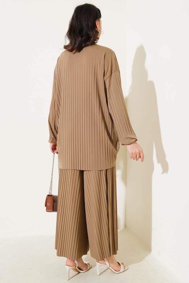 The Pleated Sandy Tunic 2-Piece Set
